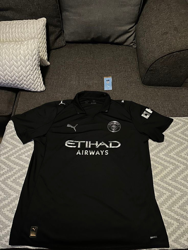 Manchester City Away Jersey 2025/26 – Authentic Edition