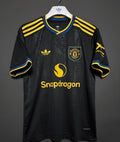 Manchester United Away Jersey 2025/26 – Authentic Edition